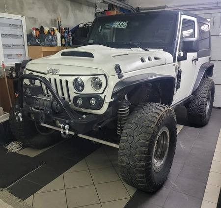 Jeep Wrangler cena 198000 przebieg: 120000, rok produkcji 2012 z Mikołajki małe 67